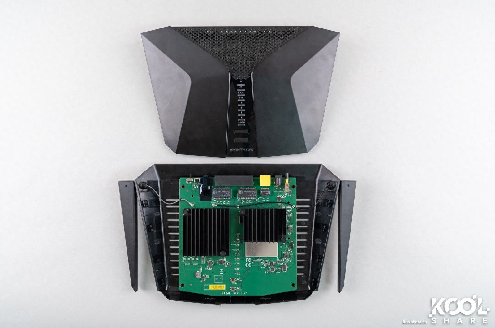 NETGEAR Nighthawk X4S AC3200 ：Netgear 网件 RAX40 AX3000规格 无线路由器 开箱拆解评测插图16