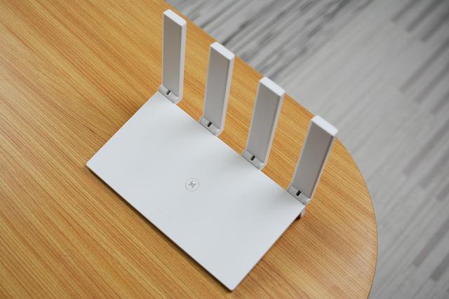 超强信号覆盖 还能游戏加速，华为路由WS5200四核版评测插图2