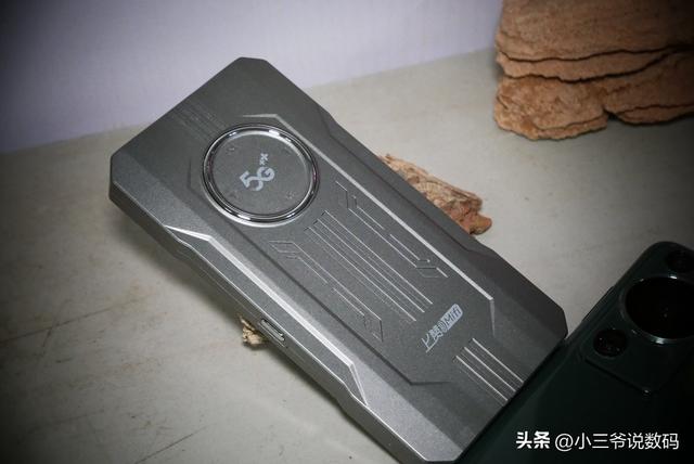 上赞SZ50-Air 5G随身WiFi：免插卡、全网通，畅游网海必备插图10