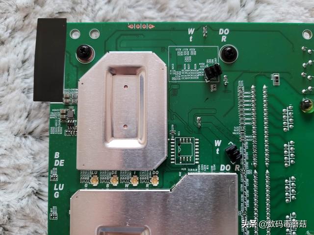 规规矩矩做一台好路由：领势E8450拆解测评插图30