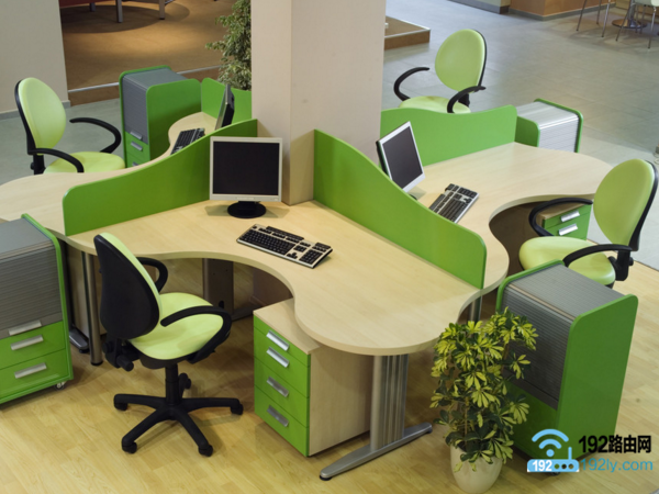 办公室路由器怎么设置无线网络?