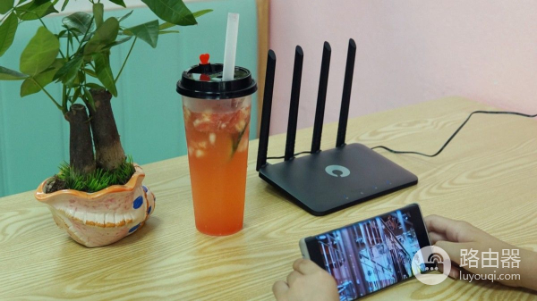 蒲公英4G插卡无线路由器X4C(4G无线插卡路由器)