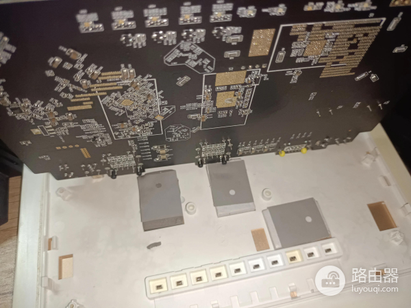 360P4G路由器拆机(360t5g路由器拆机)
