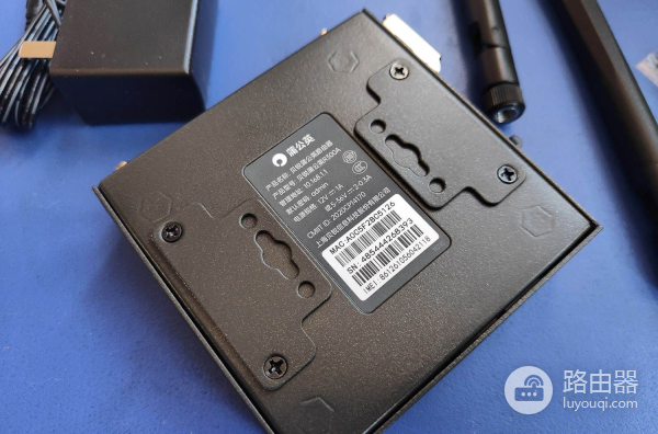 没宽带也不是事,4G工业路由器蒲公英R300A体验