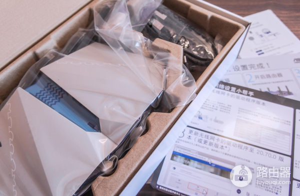 双频千兆+二次元=信仰MAX！华硕AX82U鬼灭之刃WIFI6路由器