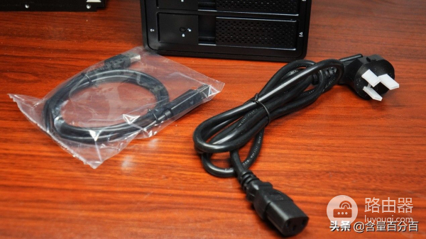 智能路由器好搭档(和路由智能路由器)