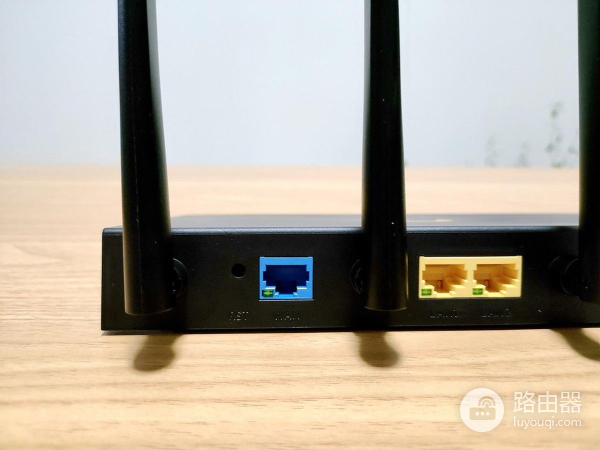 百元档超级好用的千兆路由器(一百元左右的千兆路由器)