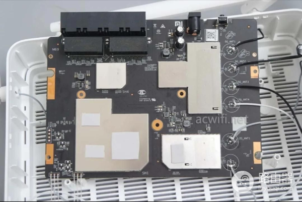 家用软路由的天花板(路由器的天花板)