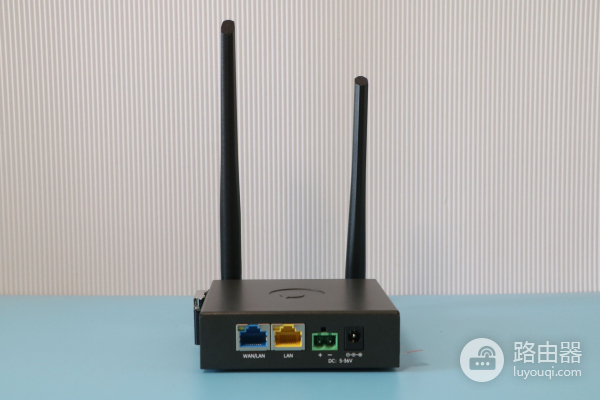 家用路由器的价格享受工业路由器的服务,蒲公英R300A路由器体验