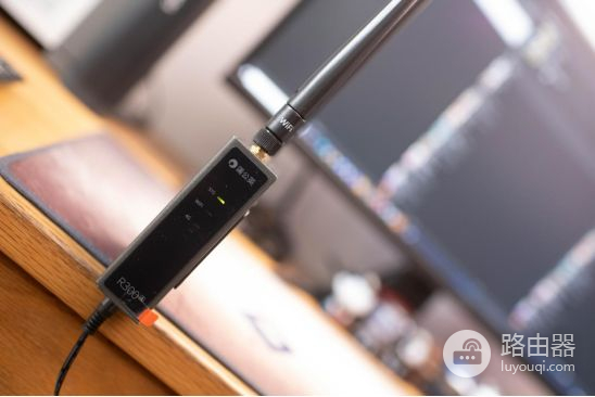 折腾一个工业路由器,4G+智能组网,蒲公英R300A体验