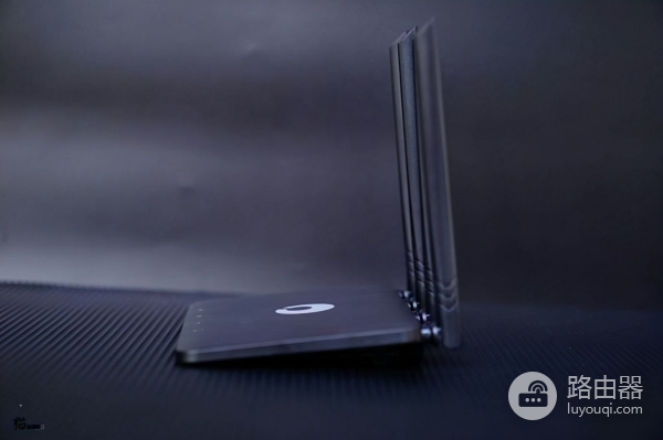实现无缝网络连接,蒲公英X4C路由器