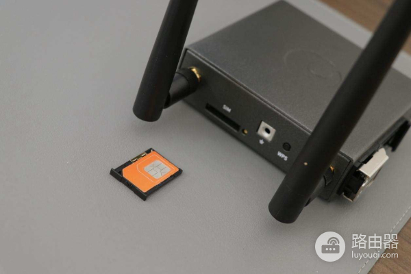 不用网线也能发出WiFi信号,蒲公英 R300A 4G工业路由器为何这么强