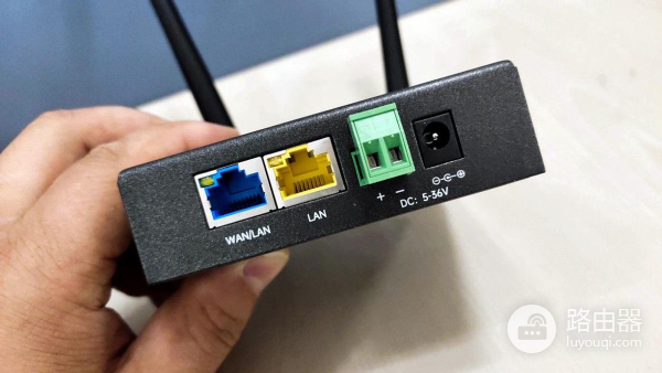 工控人云出差神器,蒲公英4G路由器远程调试,方便又省钱