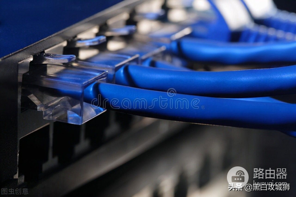 路由器长得很像(长得像路由器的盒子)