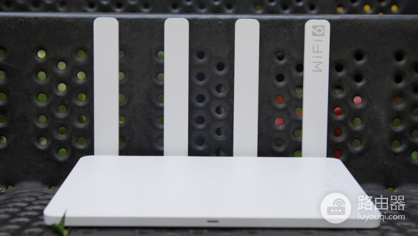 荣耀路由4体验报告：智慧空间第一款好用不贵的智慧家居产品