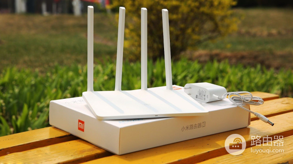 路由器旁放这几样东西,百兆宽带也会变“龟速”,大多数人不知道
