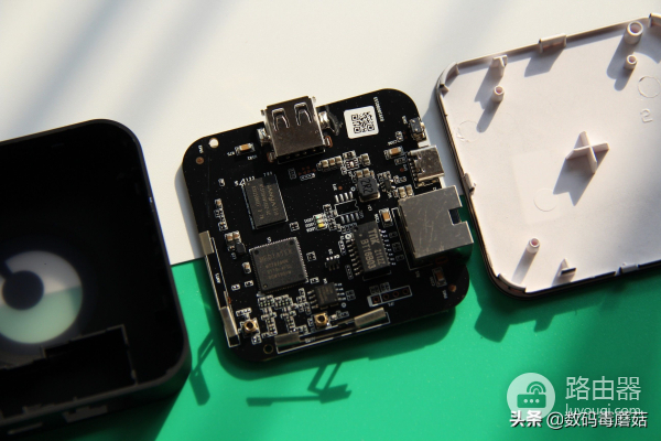 蒲公英X1路由器拆解小测(蒲公英路由器X4C拆机)