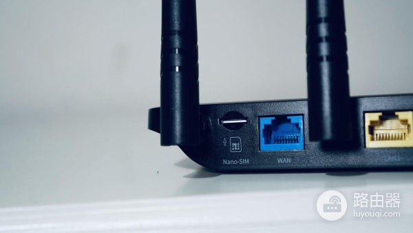 4G路由器就能帮大忙(4G+路由器)