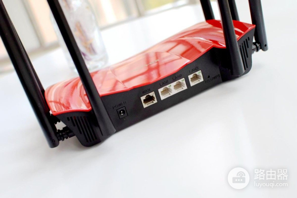 B-LINK必联AX5400P满血版游戏路由:游戏中“开了网络挂”