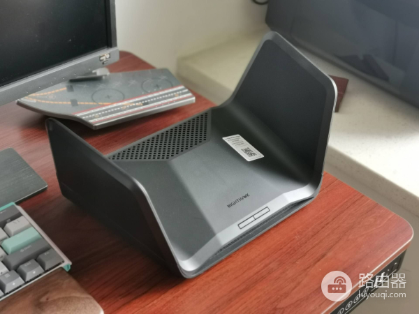 网件RAX70路由器轻开箱(网件rax70路由器设置)