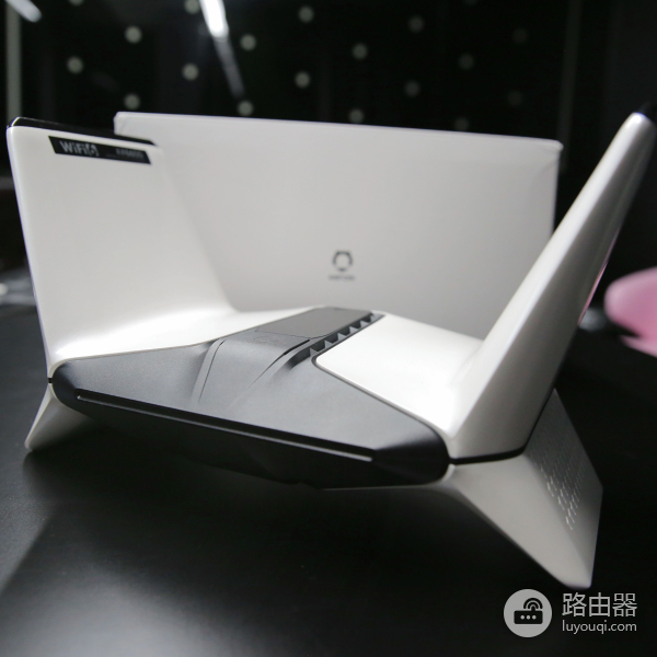 1200元超炫酷路由器开箱(路由器1200G)