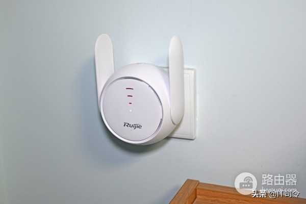 低成本的解决家里WiFi信号问题(家用WiFi信号差怎么办)