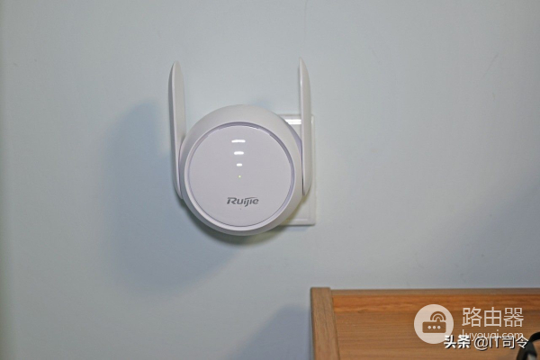 低成本的解决家里WiFi信号问题(家用WiFi信号差怎么办)