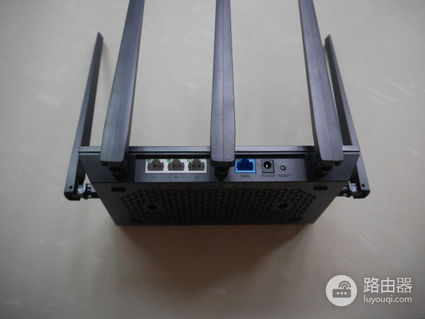 该选哪个牌子的路由器好(300m路由器哪个牌子的好)