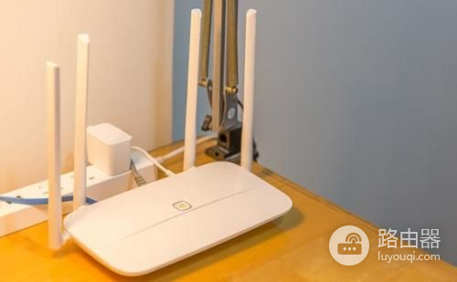 路由器放在哪最好(家里哪个地方放路由器最好)