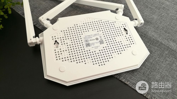 一款性能稳定的千兆路由器(哪个千兆路由器最稳)