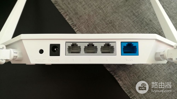 一款性能稳定的千兆路由器(哪个千兆路由器最稳)