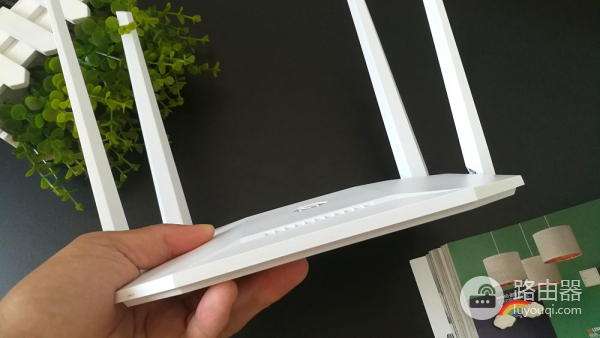 一款性能稳定的千兆路由器(哪个千兆路由器最稳)