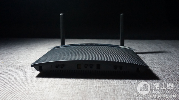 300元以内比较推荐的智能路由器(300以内家用路由器买哪个好)