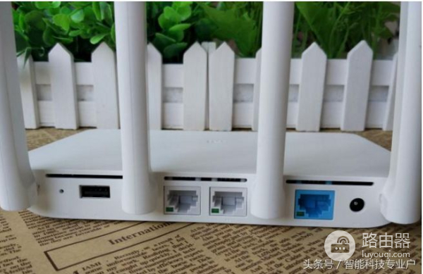 300元以内比较推荐的智能路由器(300以内家用路由器买哪个好)