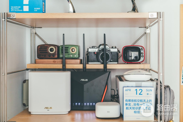 路由器的摆放位置很关键(路由器放客厅哪个位置最好)