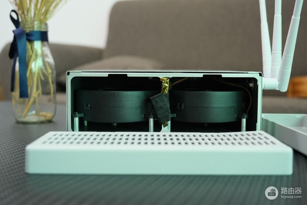 商用投影仪哪个牌子好(哪个商用路由器好)