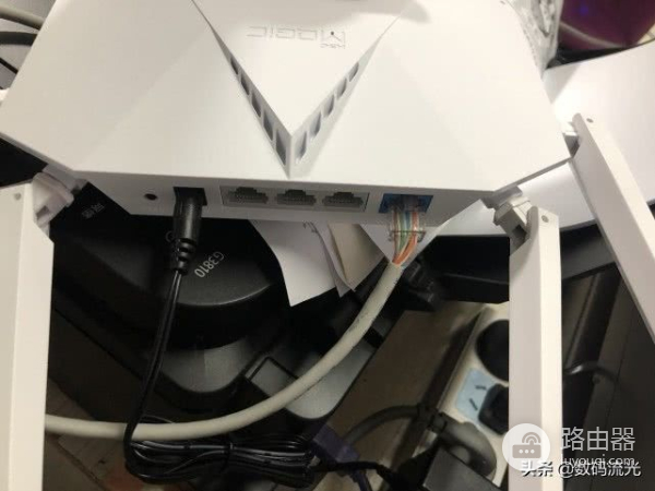 路由器的无线网要怎么设置(路由器设置上网方式选哪个)