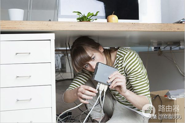 什么路由器穿墙效果好(哪个路由器穿透性好)