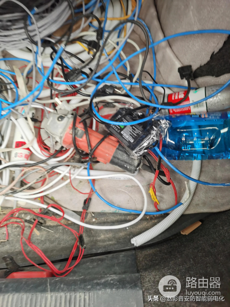 客厅电视一个网口(客厅电视只有一个网口)