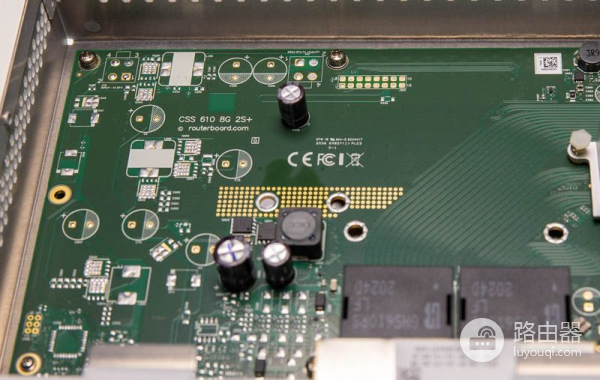 你会选择弱电箱交换机吗(弱电箱需要交换机吗)