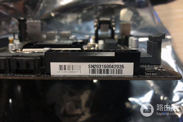 华擎主板通过SN码查看出厂日期的方法(华擎怎么看出厂日期)