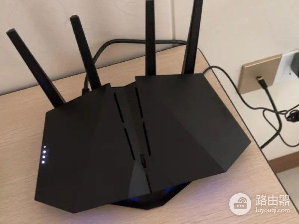 科技感满满的路由器(黑科技 路由器)