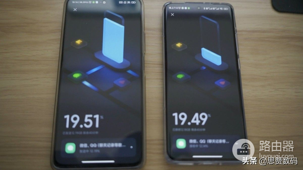 小米12首次体验就翻车?对比苹果iPhone 13mini测评