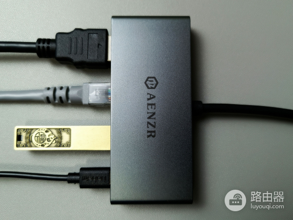 挑选适合自己电脑的扩展坞(电脑扩展坞推荐)