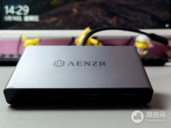 挑选适合自己电脑的扩展坞(电脑扩展坞推荐)