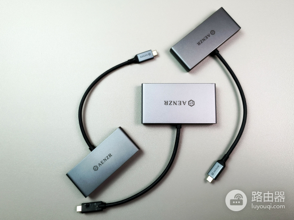 挑选适合自己电脑的扩展坞(电脑扩展坞推荐)