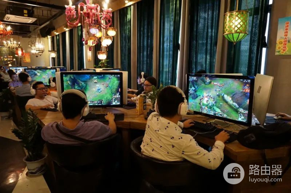 家里的路由器需要关吗(家里的路由器需要经常关吗)