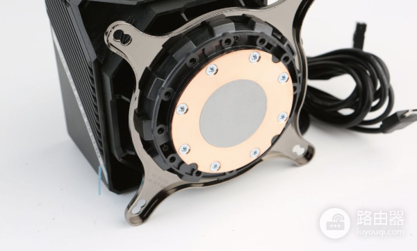 体验三款360mm一体式水冷(360一体水冷横向评测)