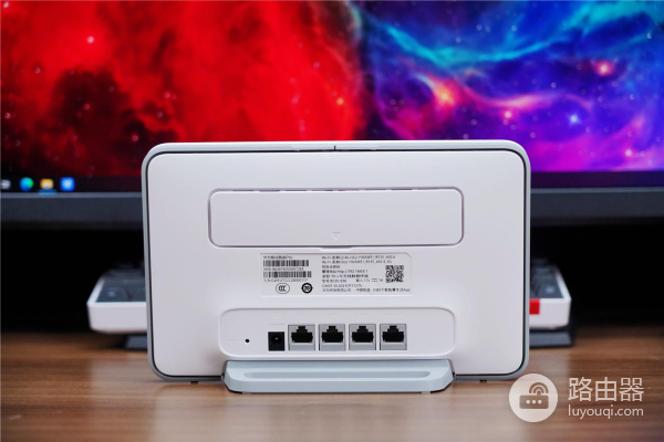 全新华为移动无线路由器Pro发布(华为移动路由器新品)