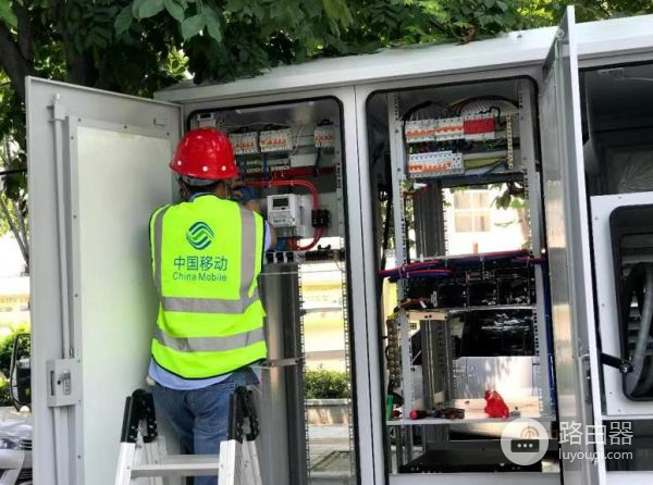 武汉移动首个千兆光网用户诞生,武汉移动千兆光网建设加速度